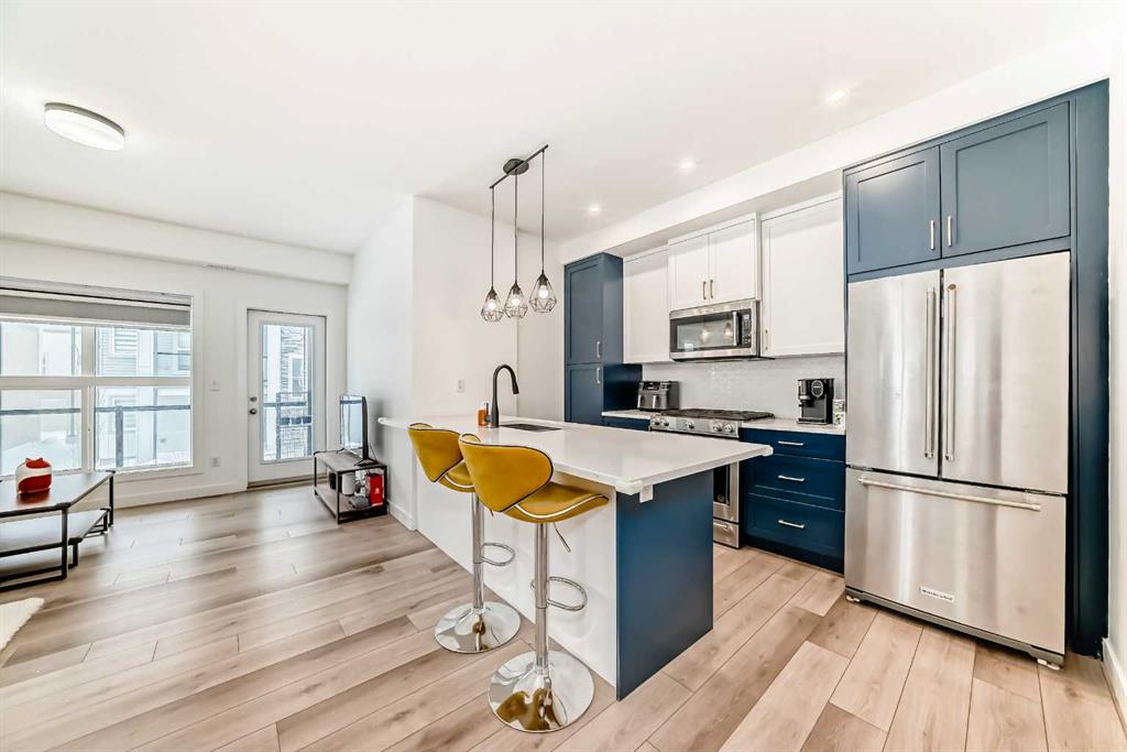 44 Spring Creek Common SW, Calgary, Alberta, T2E 6E2