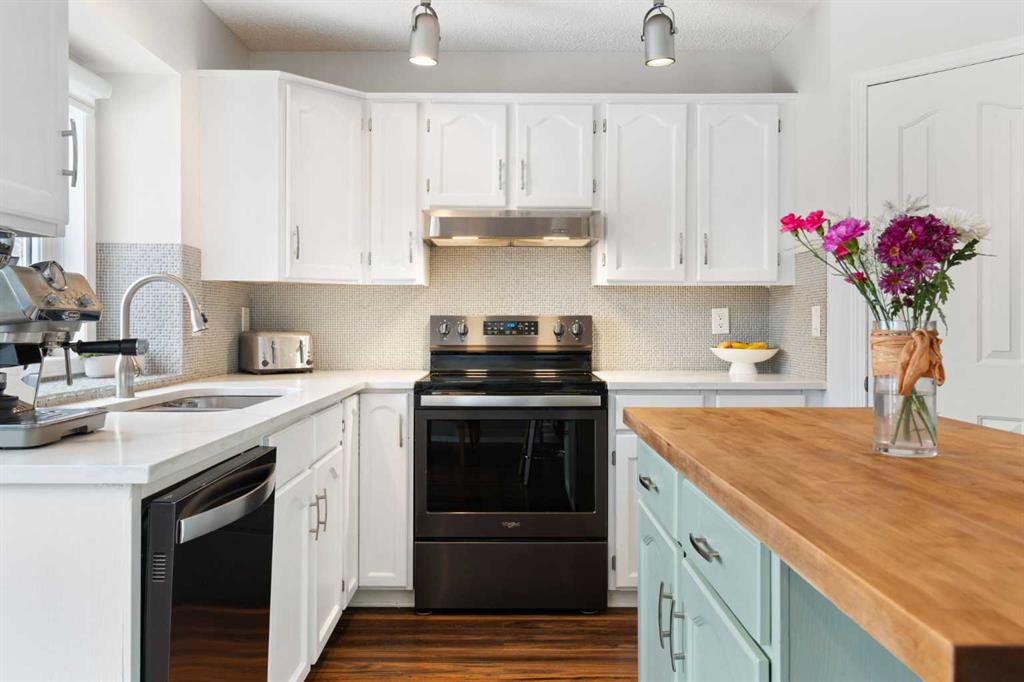 18 West Terrace Drive, Cochrane, Alberta, T4C 1R4