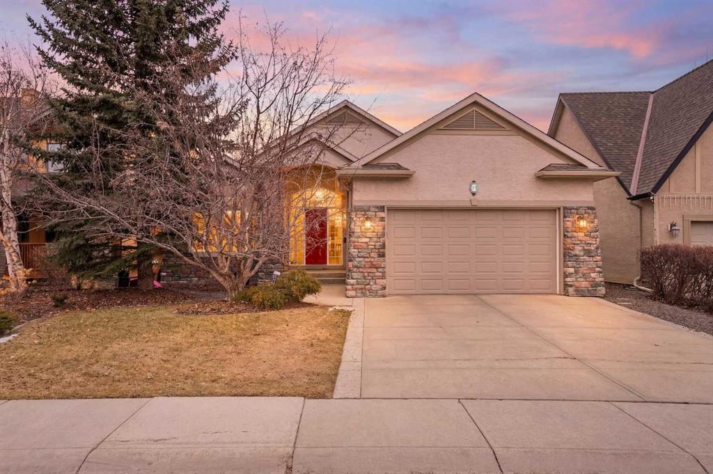 19 Discovery Ridge Cove SW, Calgary, Alberta, T3H4Y1