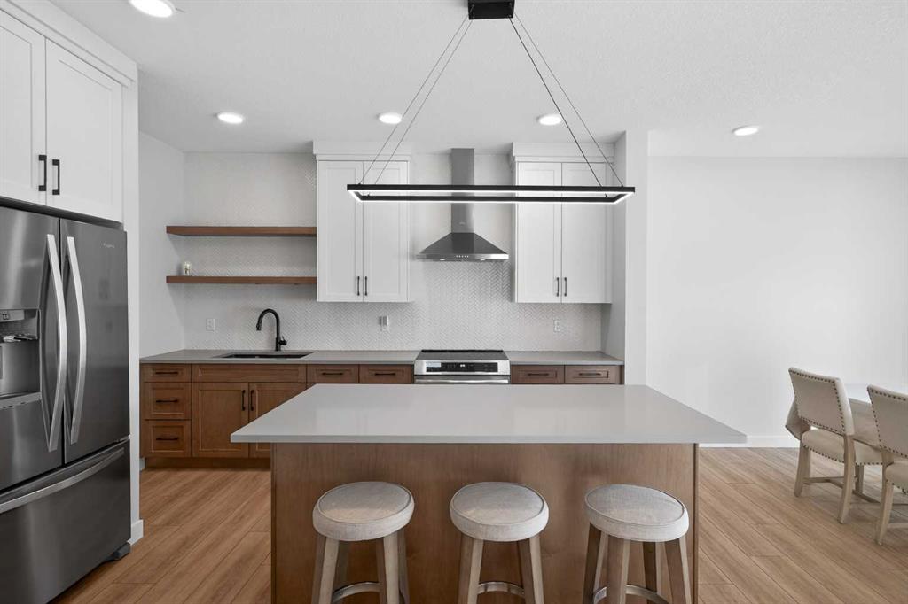 78 Silverton Glen Crescent SW, Calgary, Alberta, T2X 5C2