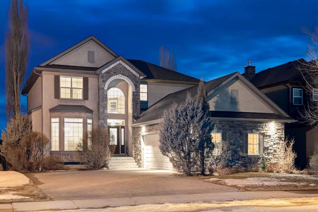 47 Discovery Ridge Mount SW, Calgary, Alberta, T3H 5G2