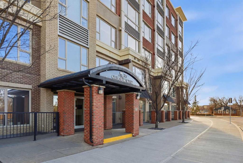 #414 35 Inglewood Park SE, Calgary, Alberta, T2G1B5