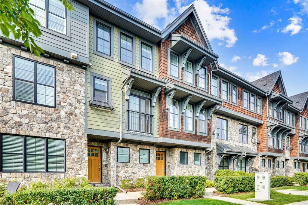 306 Ascot Circle SW, Calgary, Alberta, T3H0X2