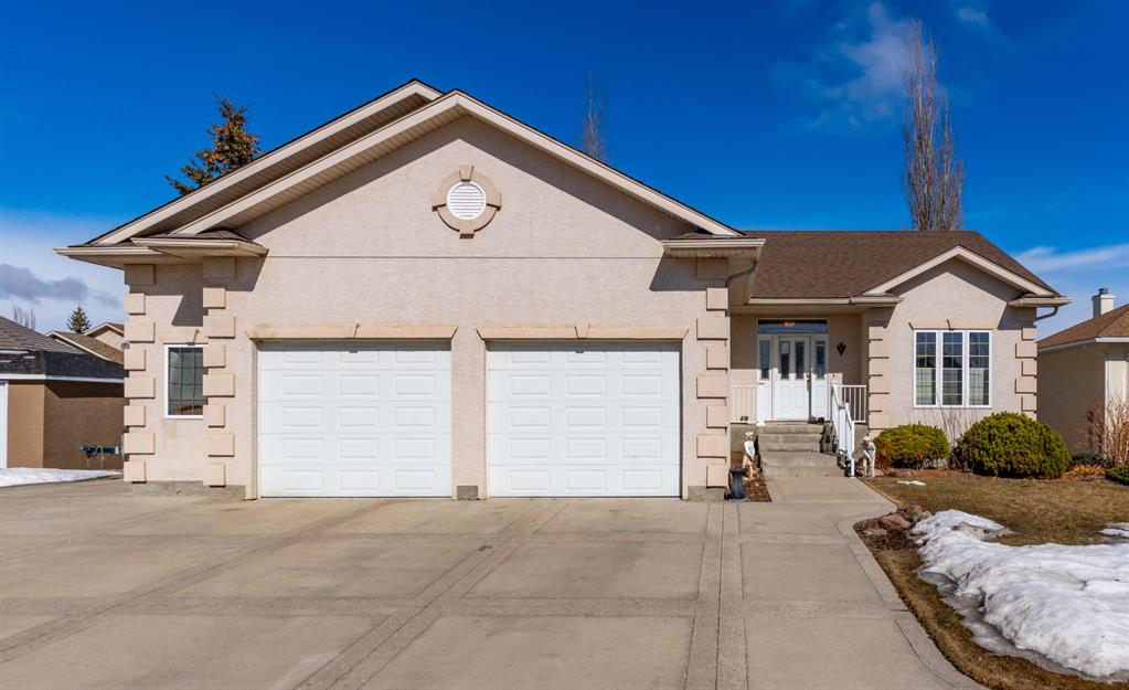 35 Lake Ridge, Olds, Alberta, T4H 1W6