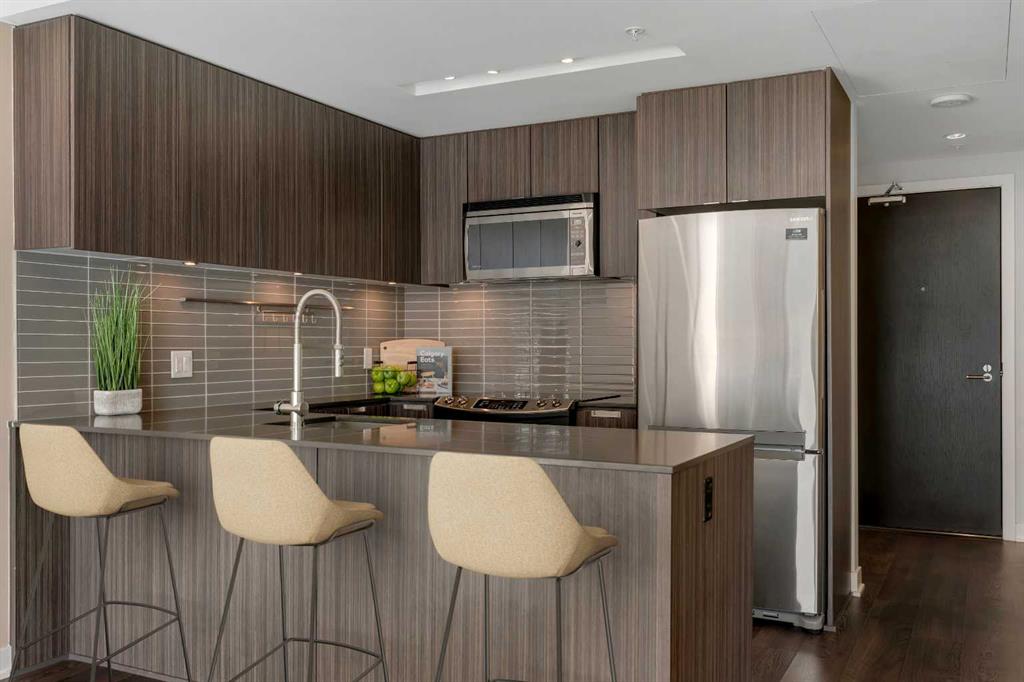 #407 626 14 Avenue SW, Calgary, Alberta, T2R 0X4