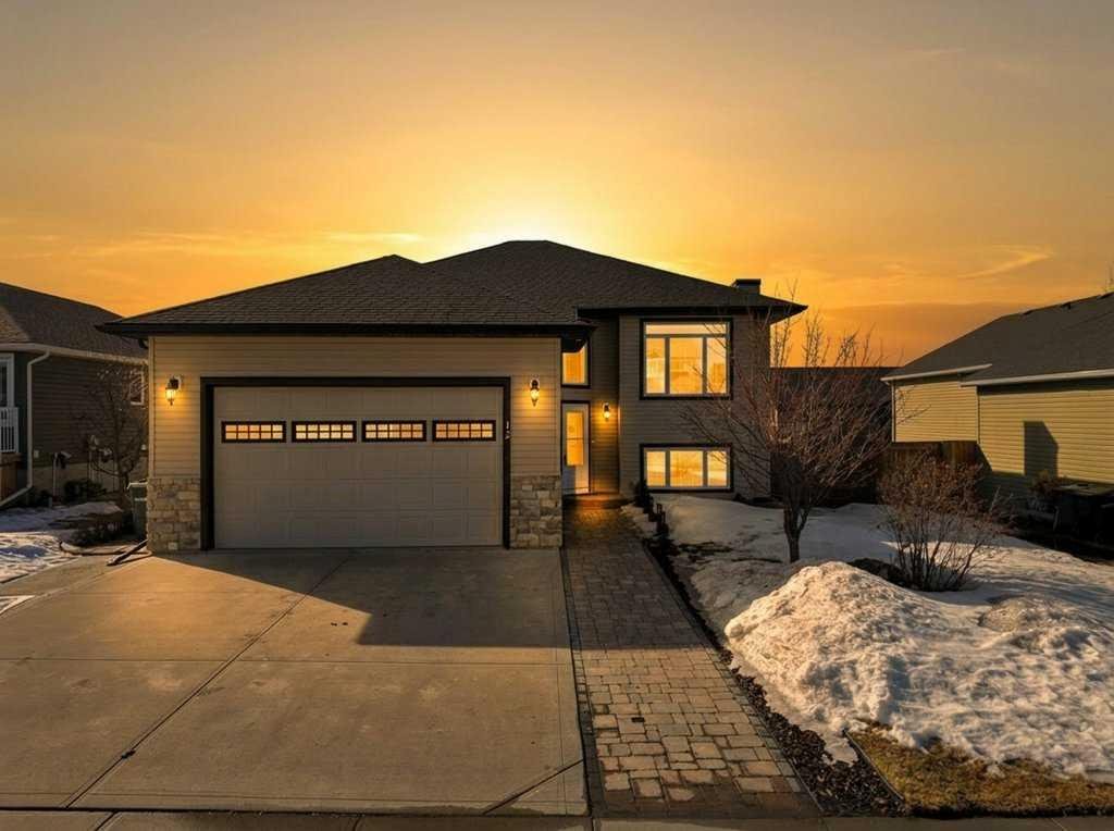 12 Vermont Close, Olds, Alberta, T4H 0C3