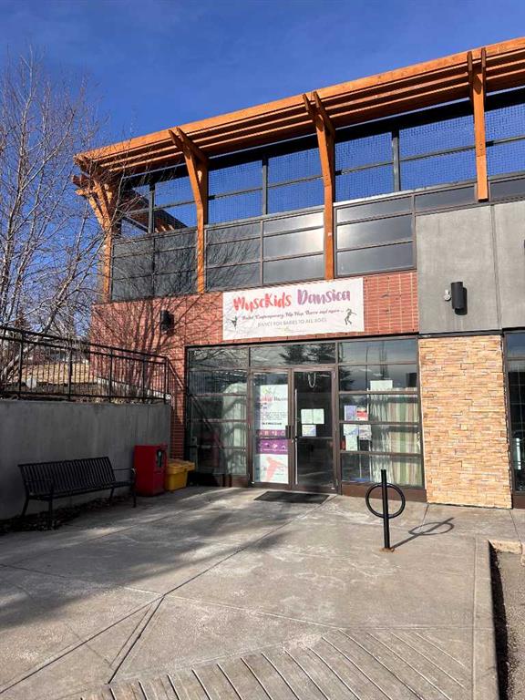 #208 500 Royal Oak D Drive NW, Calgary, Alberta, T3G5T5