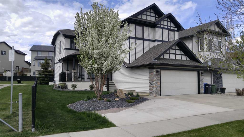 198 Westland Street, Okotoks, Alberta, T1S 0B4