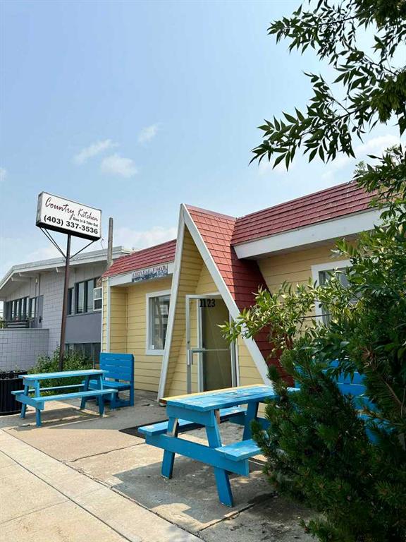 1123 Osler Street, Carstairs, Alberta, T0M 0N0