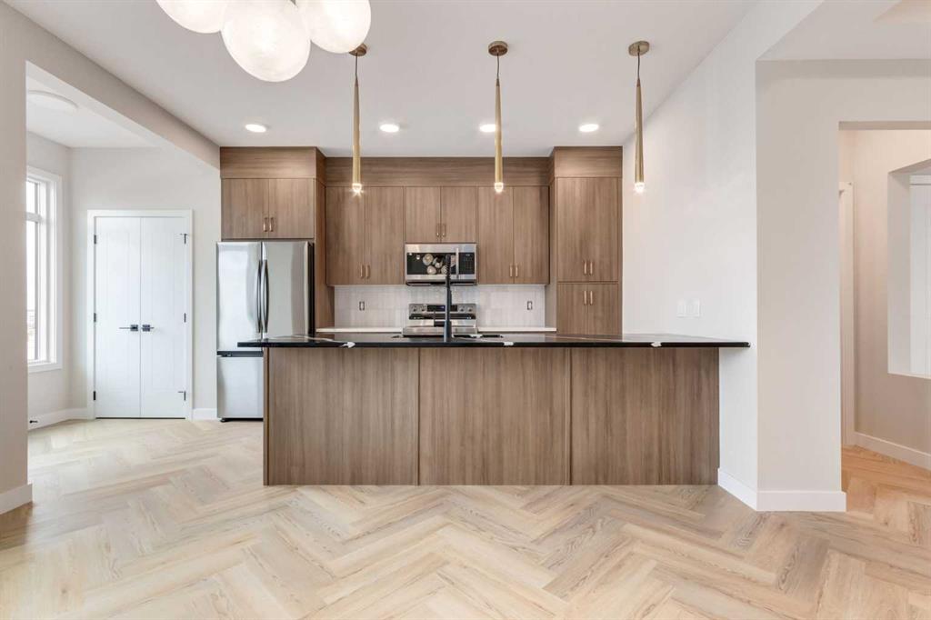 458 River Avenue, Cochrane, Alberta, T4C3B8