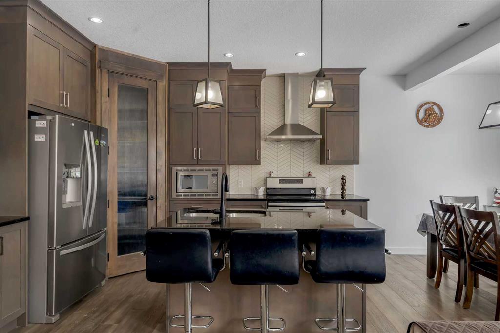 43 Saddlelake Manor NE, Calgary, Alberta, T3J 0W2