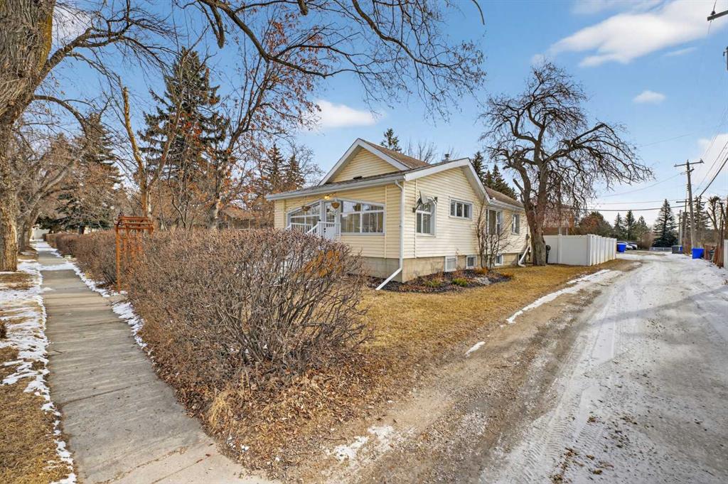 4625 47 Avenue, Olds, Alberta, T4H 1C7