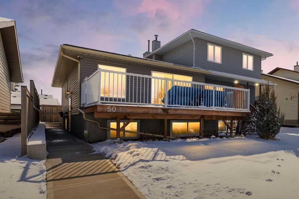 50 Cedarwood Rise SW, Calgary, Alberta, T2W3H9