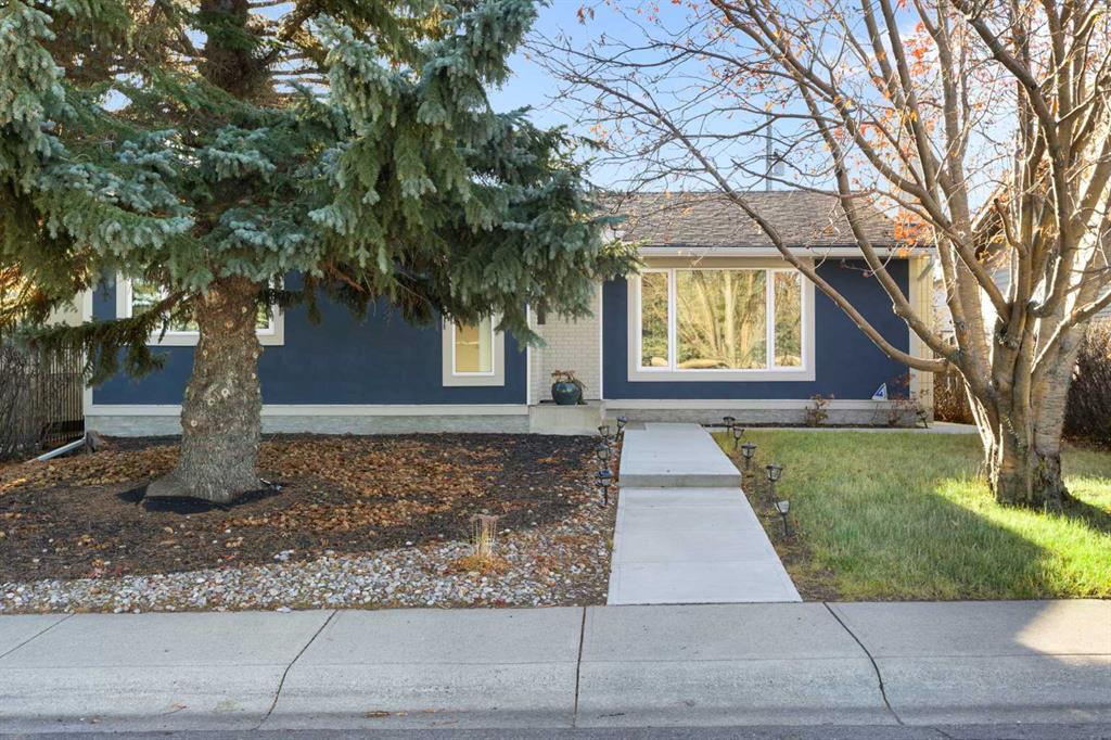 224 Silverview Way NW, Calgary, Alberta, T3B 3K3