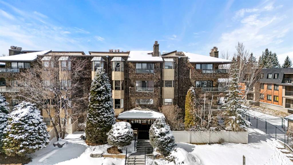 #201 3719C 49 Street NW, Calgary, Alberta, T3A2E3