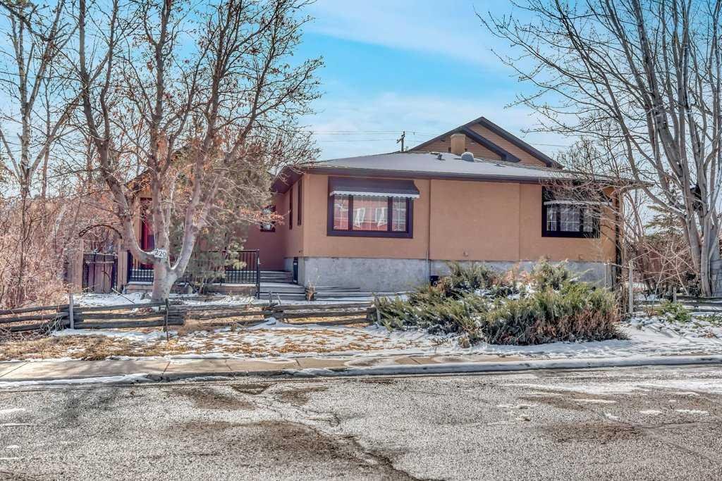 229 5 Avenue, Strathmore, Alberta, T1P 1B7