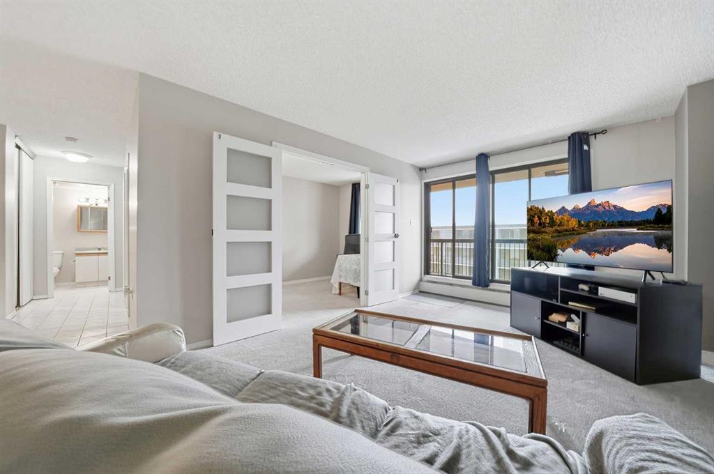 #704 718 12 Avenue SW, Calgary, Alberta, T2R 0H7