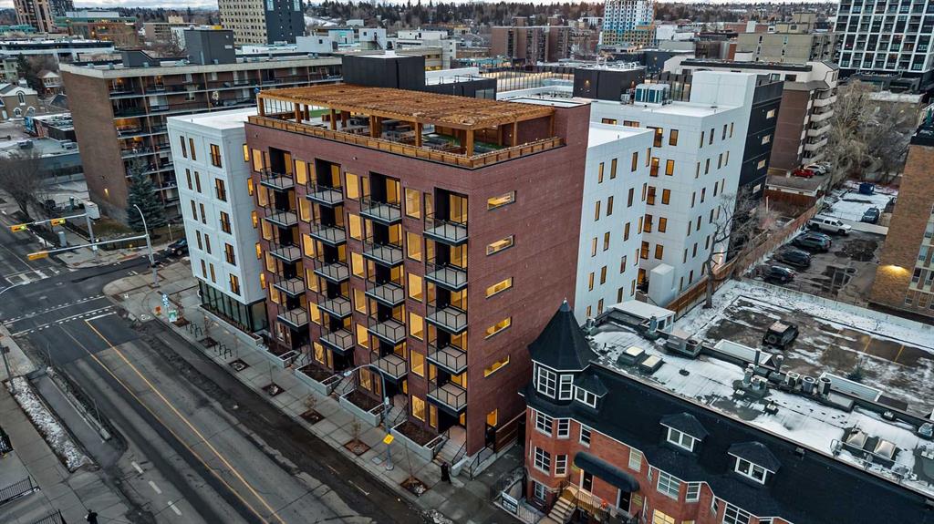 #221 310 15 Avenue SW, Calgary, Alberta, T2R 1S9