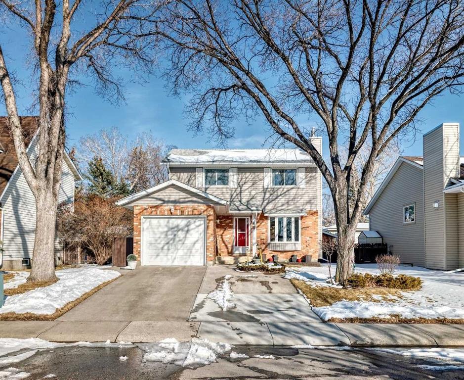 8 Meadow Place SE, Airdrie, Alberta, T4A 1W4