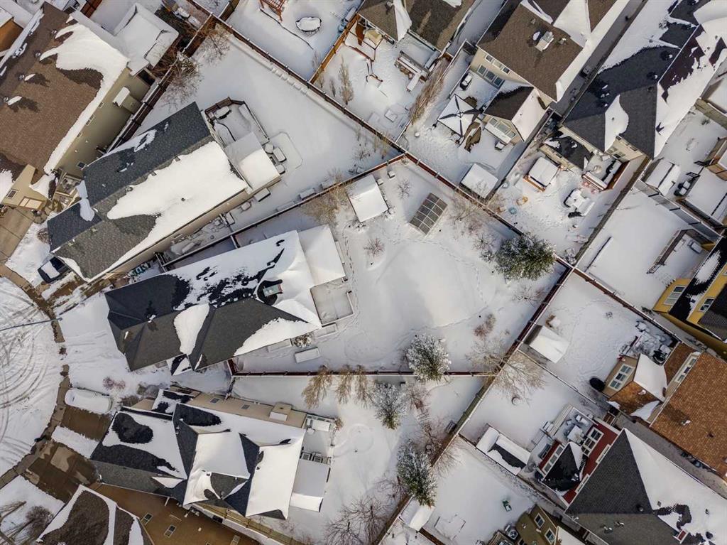 25 Mahogany Square SE, Calgary, Alberta, T3M 0T1