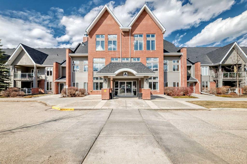 #276 15 Everstone Drive SW, Calgary, Alberta, T2Y 5B5