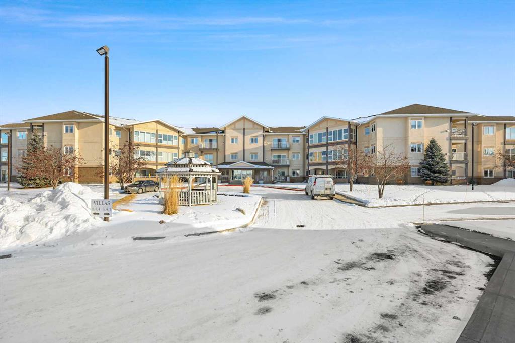 #202 43 Westlake Circle, Strathmore, Alberta, T1P1T6