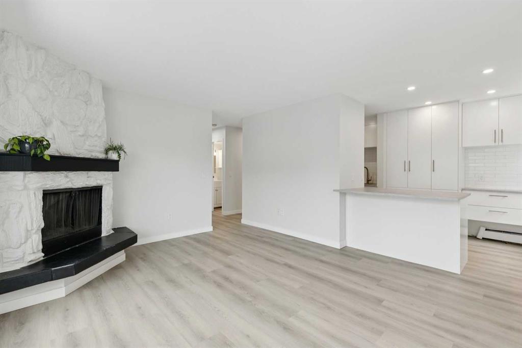 #31 2414 14A Street, Calgary, Alberta, T2T 3X3