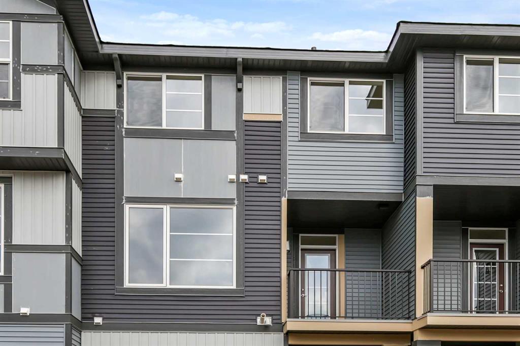 12 Waterford Glen, Chestermere, Alberta, T1X 2T8