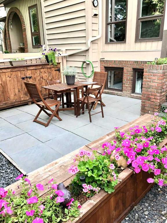 13011 6 Street SW, Calgary, Alberta, t2w4j8