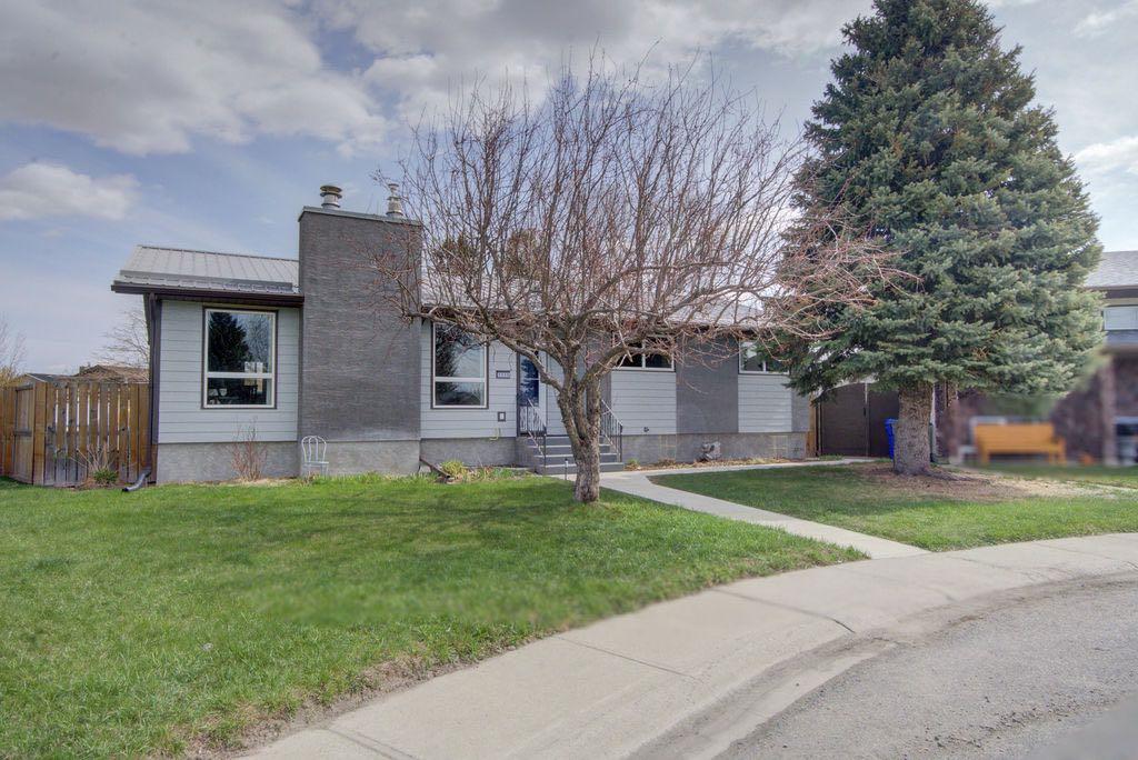 5338 5 Street W, Claresholm, Alberta, T0L 0T0