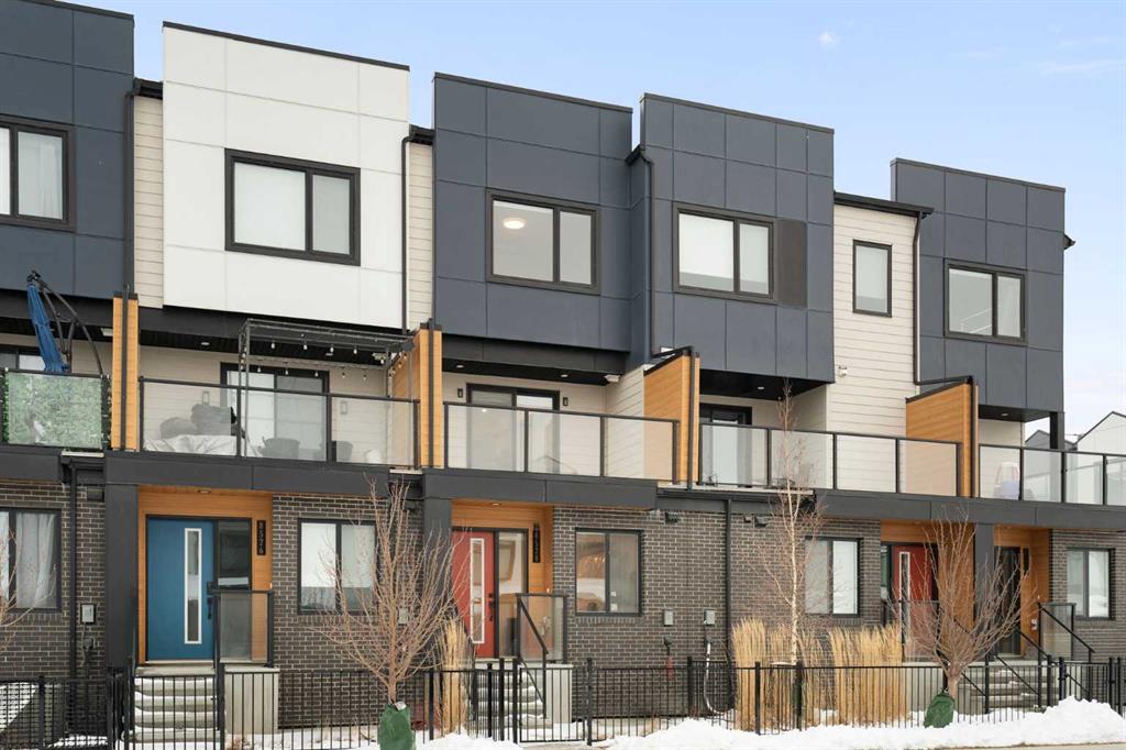 8528 21 Avenue SE, Calgary, Alberta, L4H 3H5