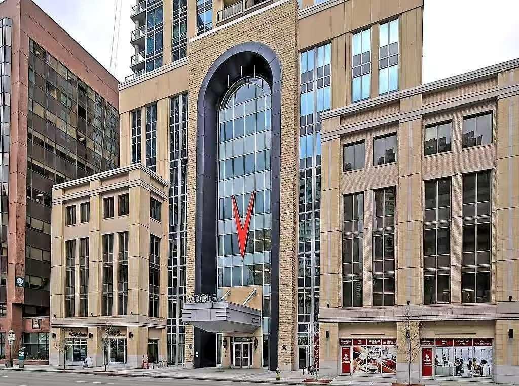 #1901 930 6 Avenue SW, Calgary, Alberta, T2P 1J3