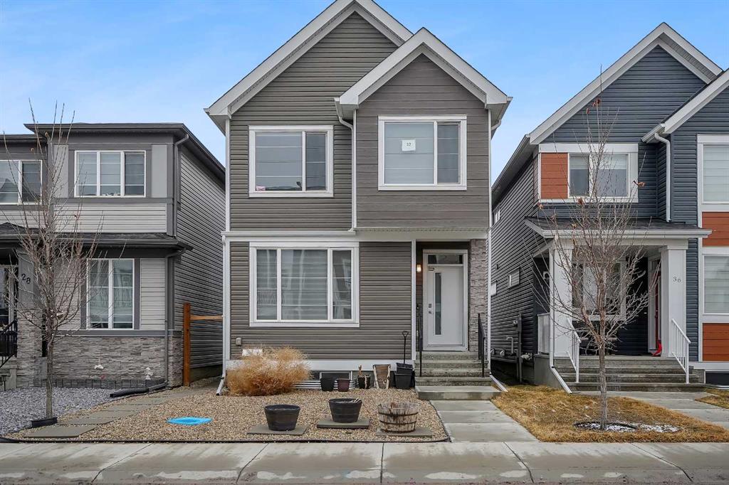 32 SETON Row SE, Calgary, Alberta, T3M 3L7