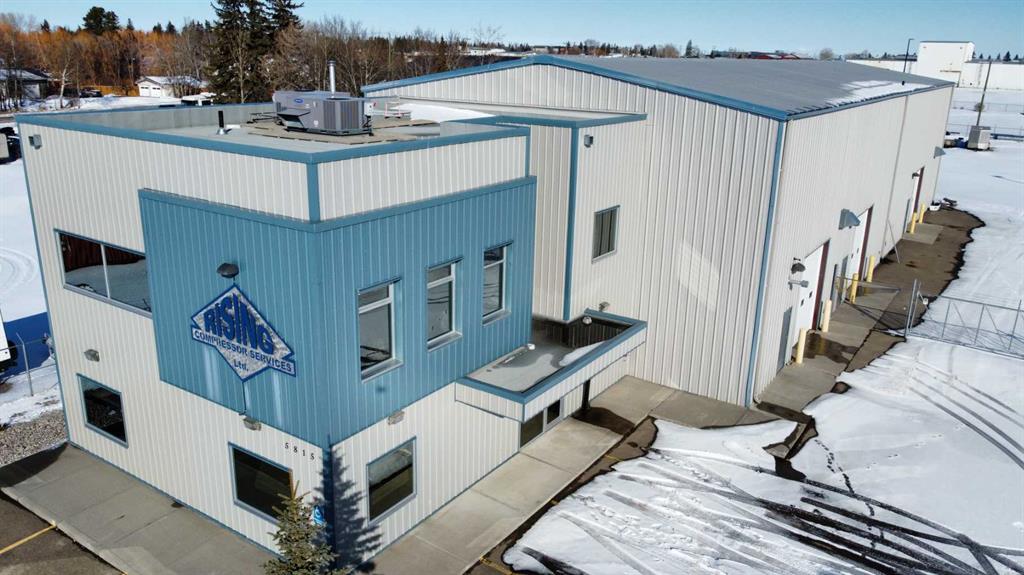 5815 49 Avenue, Olds, Alberta, T4H1G5