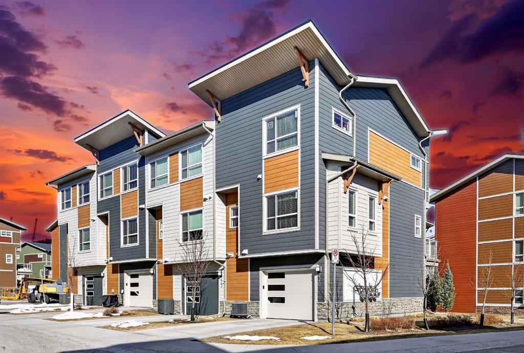 220 HARVEST GROVE Walk, Calgary, Alberta, T3K 2M1