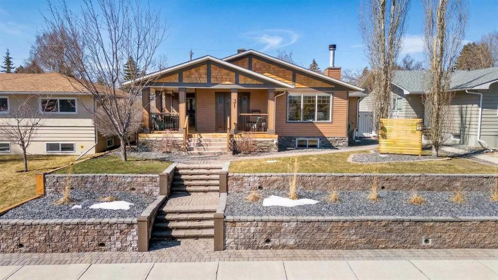 31 Rosetree Road NW, Calgary, Alberta, T2K 1M8