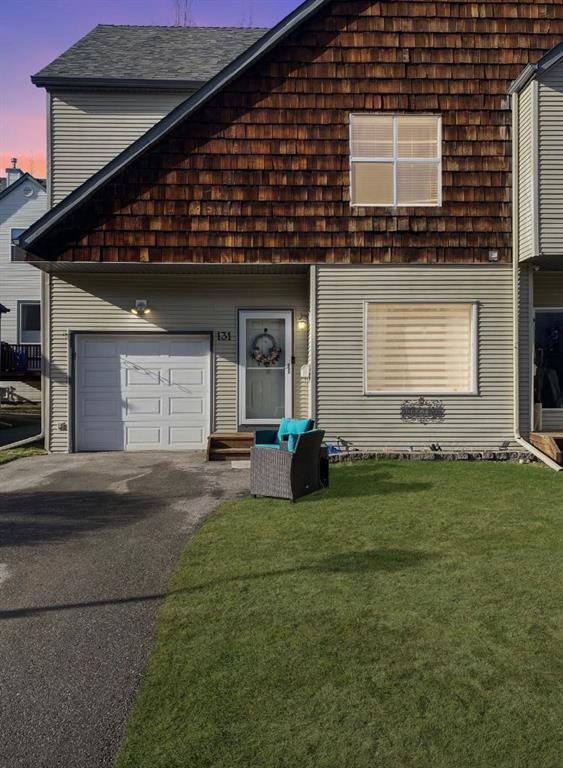 131 Bridlewood View SW, Calgary, Alberta, T2Z 3Y1