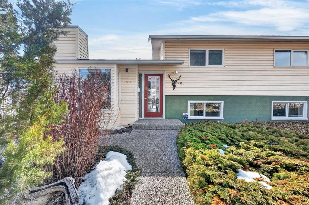 7511 5 Street SW, Calgary, Alberta, T2V 1B7