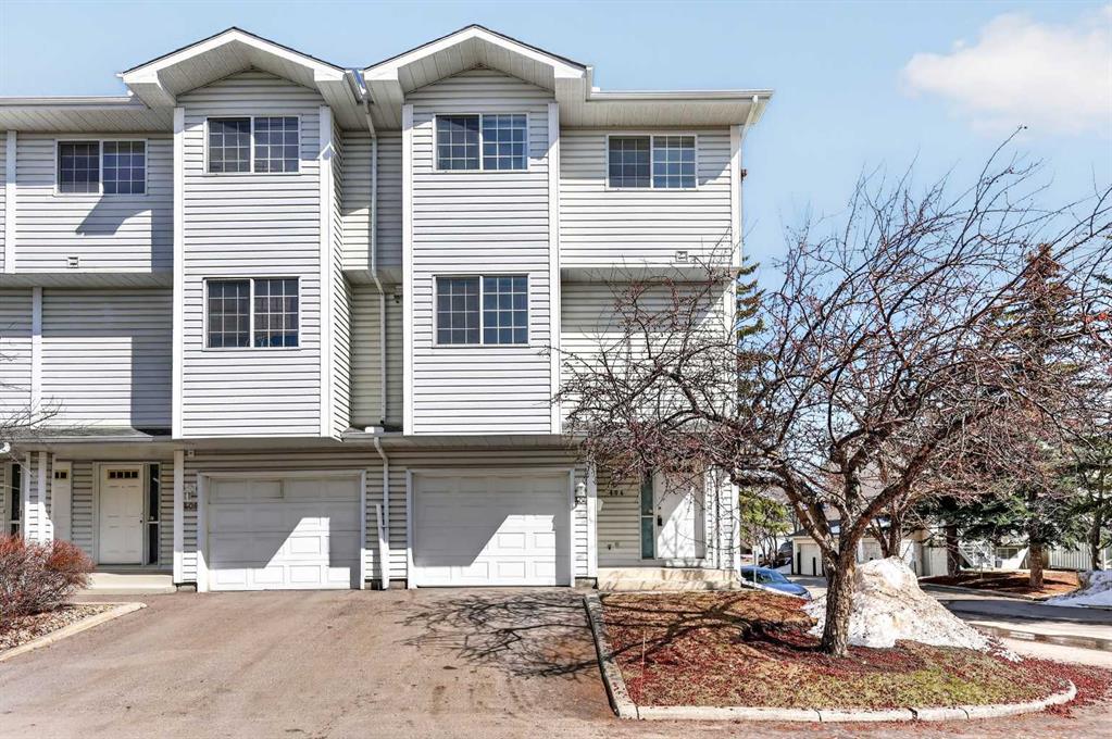 404 Hawkstone Manor NW, Calgary, Alberta, T3G 3X2