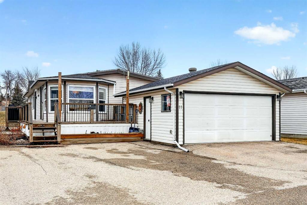 11 Doubletree Way, Strathmore, Alberta, T1P 1M8