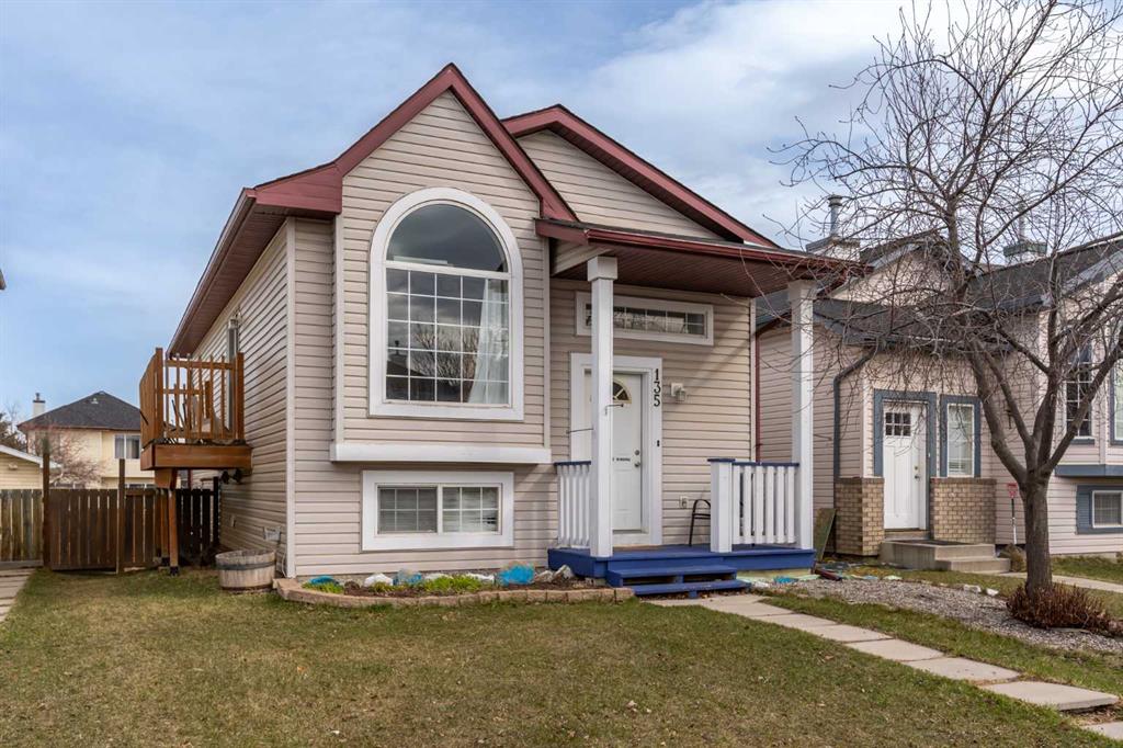 135 Covewood Close NE, Calgary, Alberta, T3K 4Z8