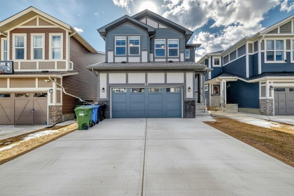 35 Lucas Terrace NW, Calgary, Alberta, T3P1P9