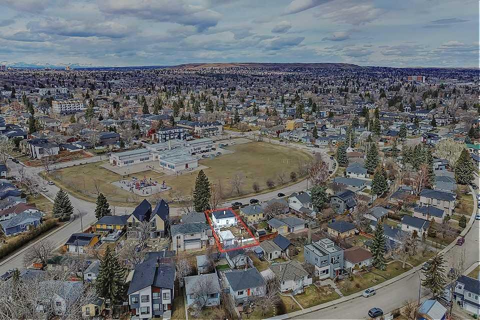 1914 5 Street NE, Calgary, Alberta, T2E 3X5