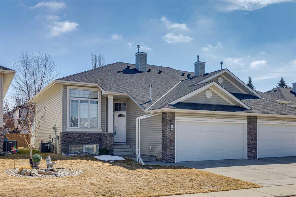 19 Wentworth Gardens SW, Calgary, Alberta, T3H 4L7