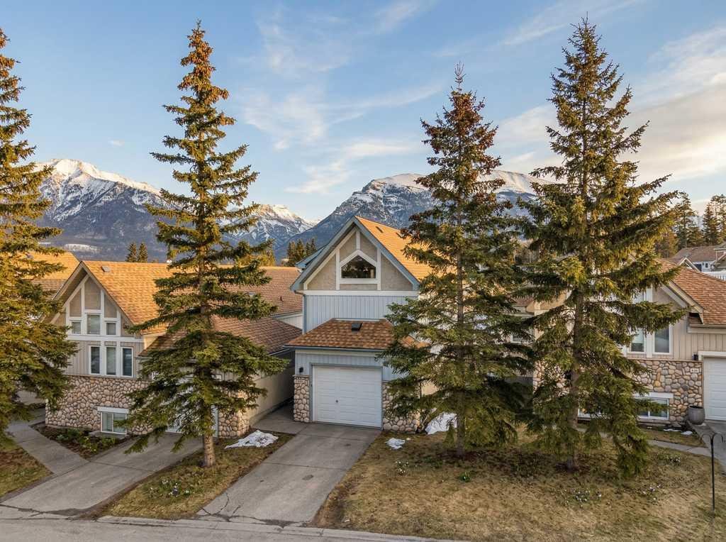 #43 127 Carey, Canmore, Alberta, T1W 2R3