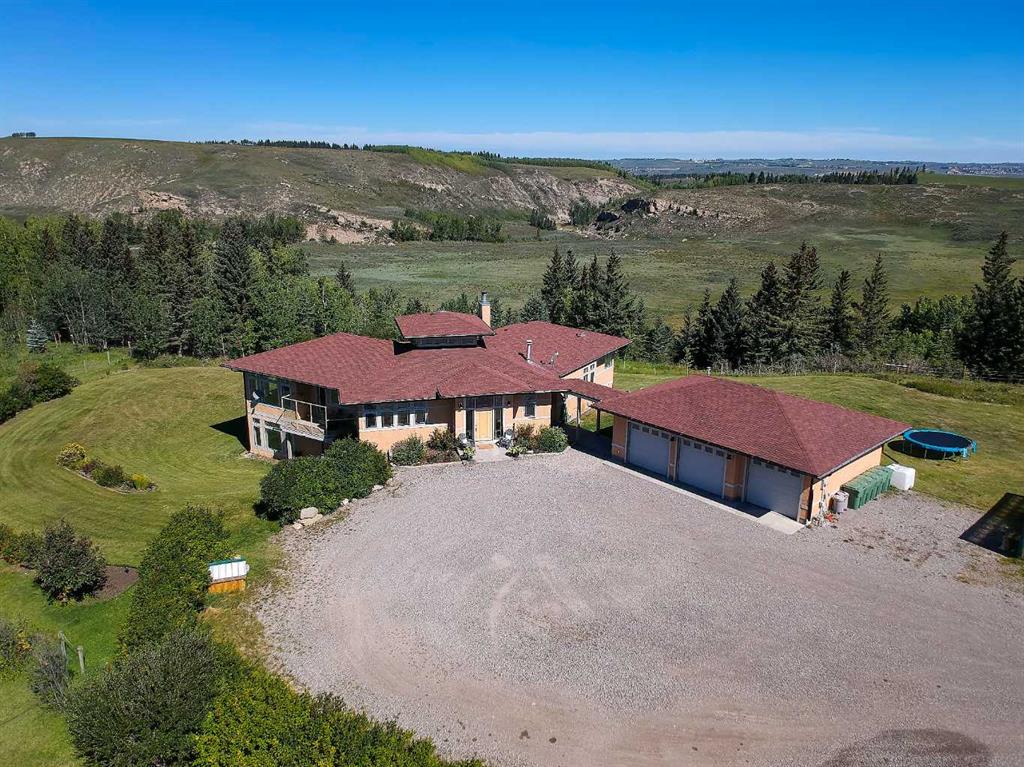 254069 Towers Trail, Rural Rocky View County, Alberta, T4C 2A3