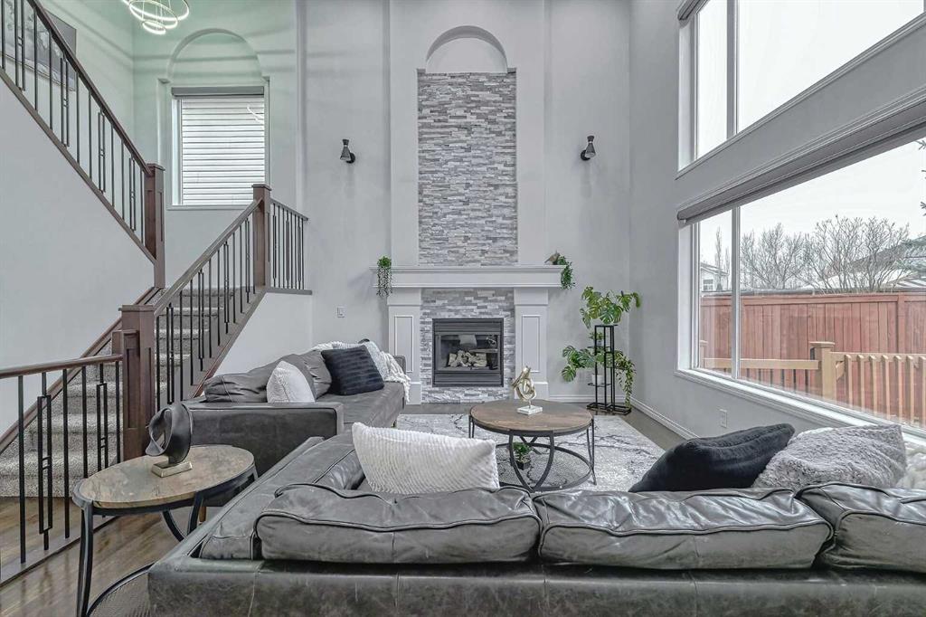 187 Kincora Drive NW, Calgary, Alberta, T3R 1L8