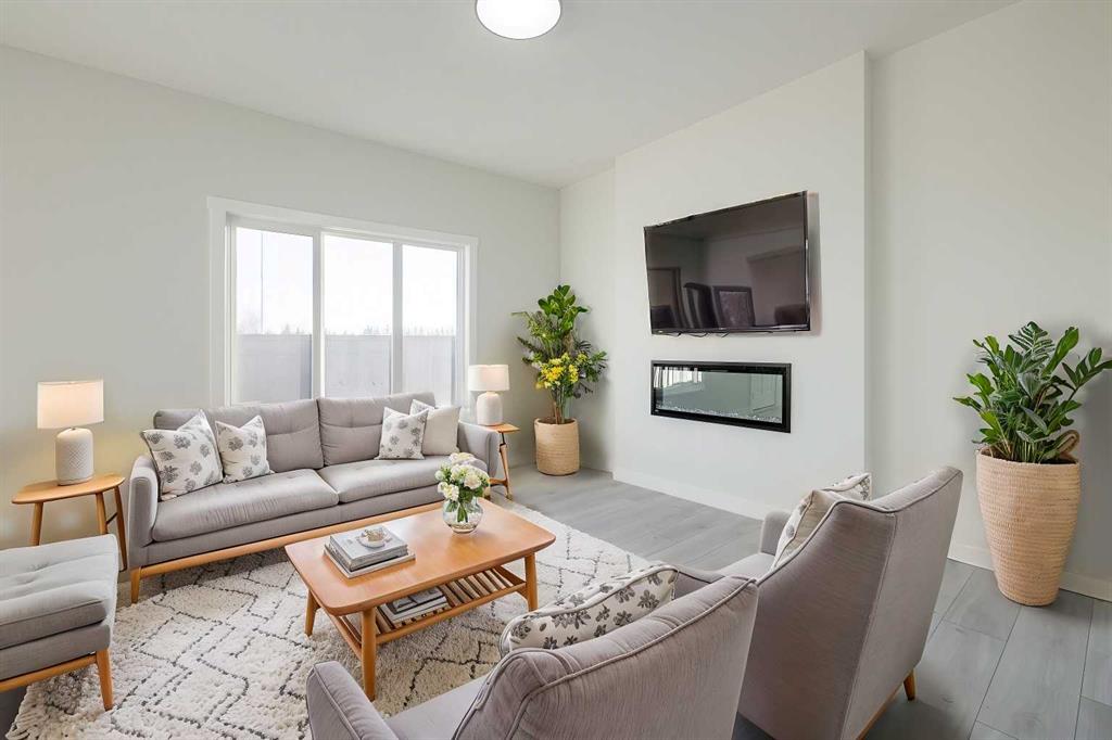 385 Sora Park SE, Calgary, Alberta, T3S 0L6