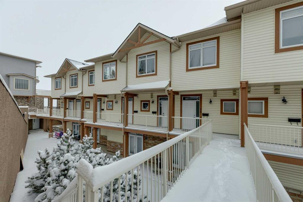 #14 133 Rockyledge View NW, Calgary, Alberta, T3G 5X2