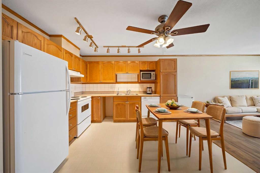 #310 11 Somervale View SW, Calgary, Alberta, T2Y4A9